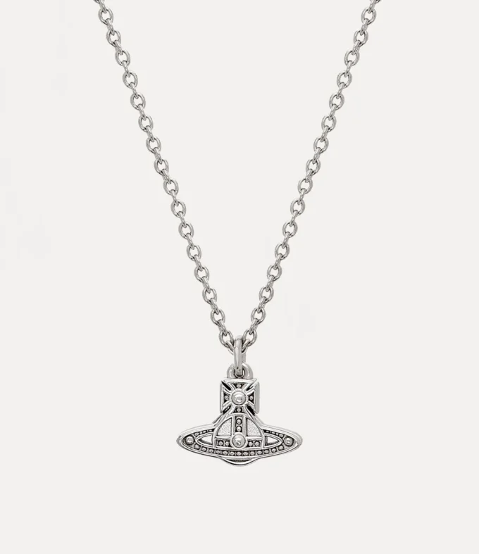 Oslo Pendant Necklace